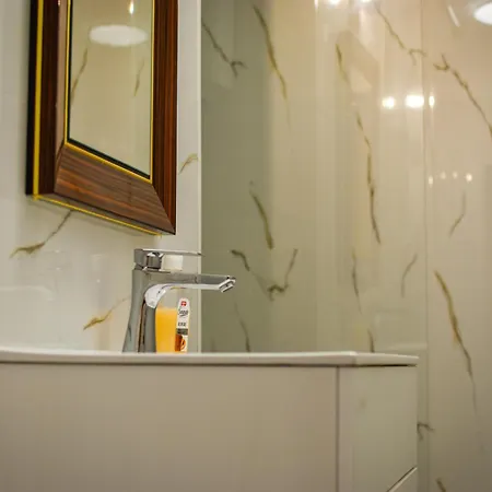 דירה Downtown By Chr Luxury *