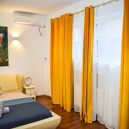 Downtown By Chr Luxury *